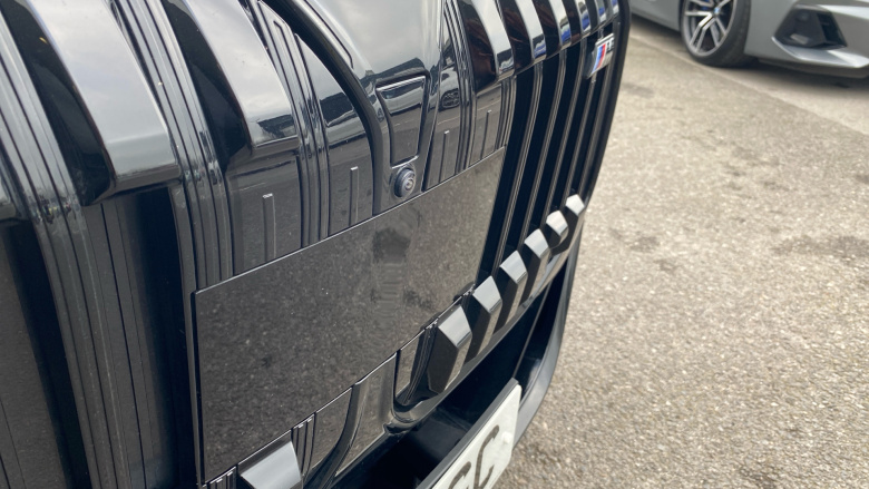 BMW 7 Series M760e xDrive 4dr Auto Saloon